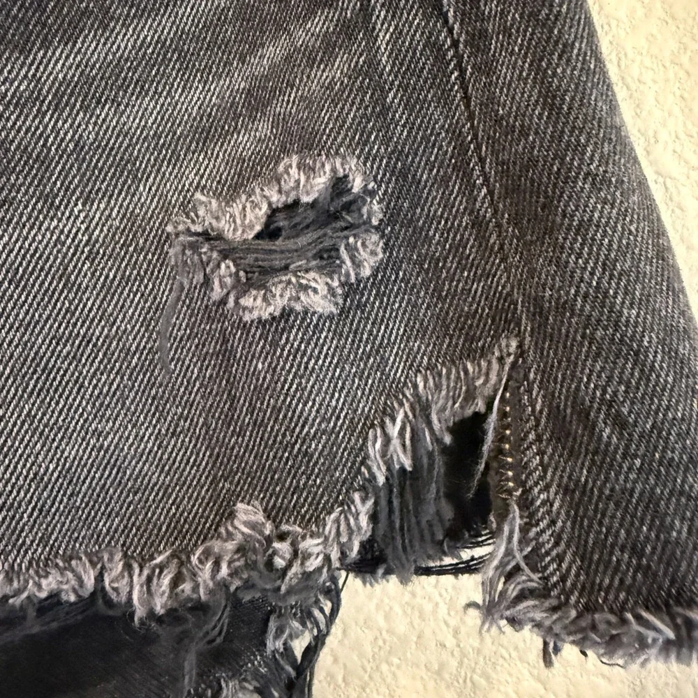 Moussy Vintage Womens Distressed‎ Denim Howa Shorts Black Raw Hem Japan Size 24